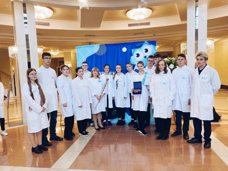 Торжественная церемония посвящения обучающихся медицинских классов Белгородской области в «Юные медики Белогорья».